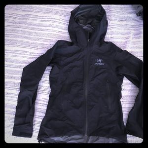 Arcteryx Womens ZETA SL Goretex Shell XS
